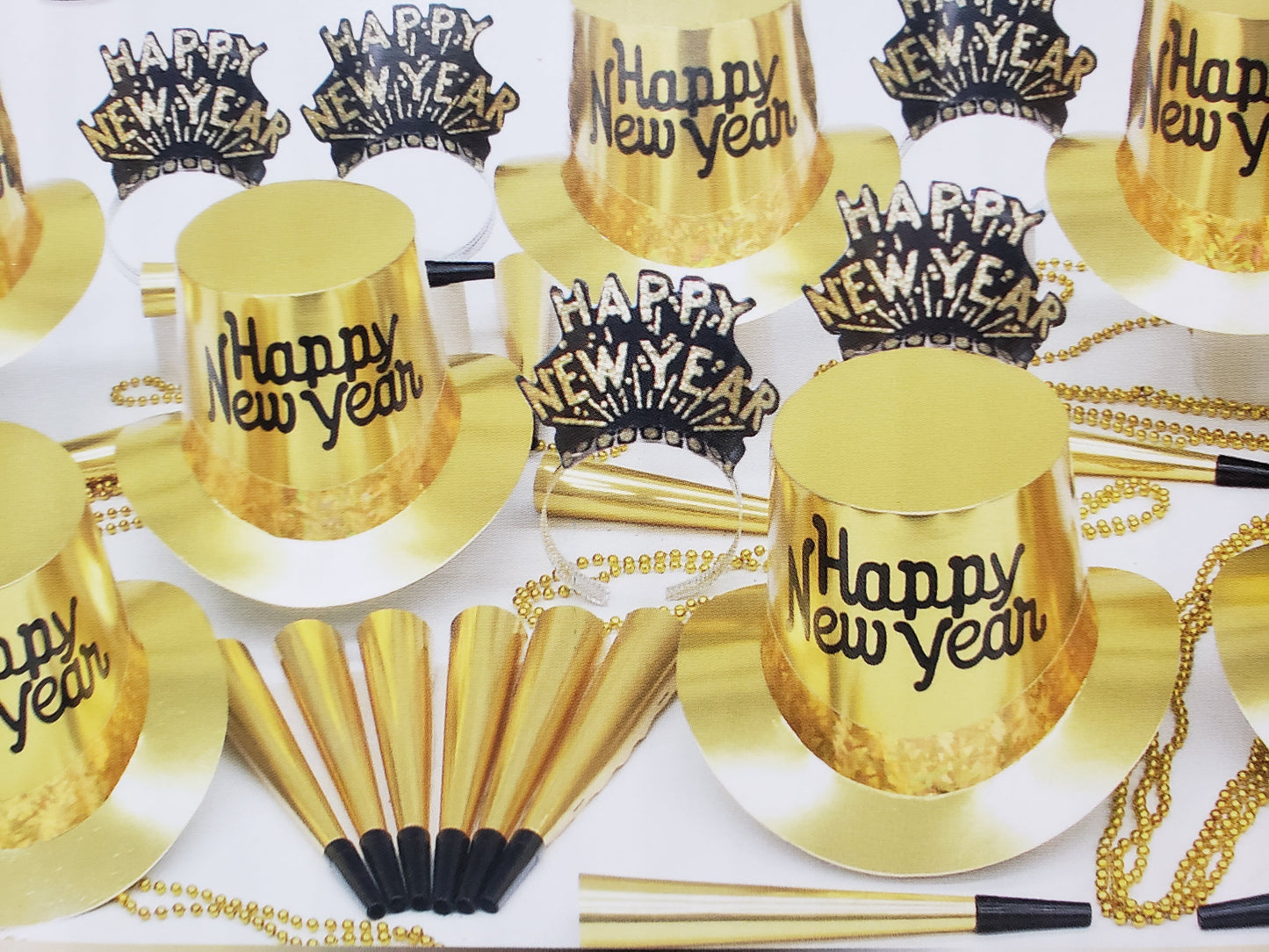 New Year's Eve Party Kit: Gold Regal (For 10 People)