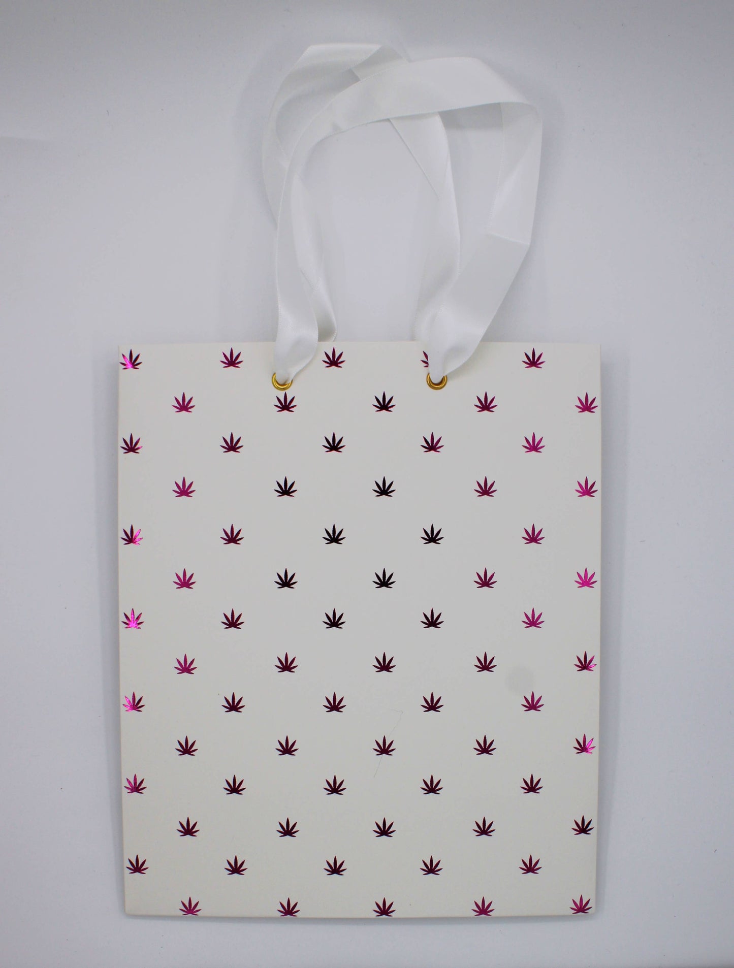 Gift Bag - White/Magenta