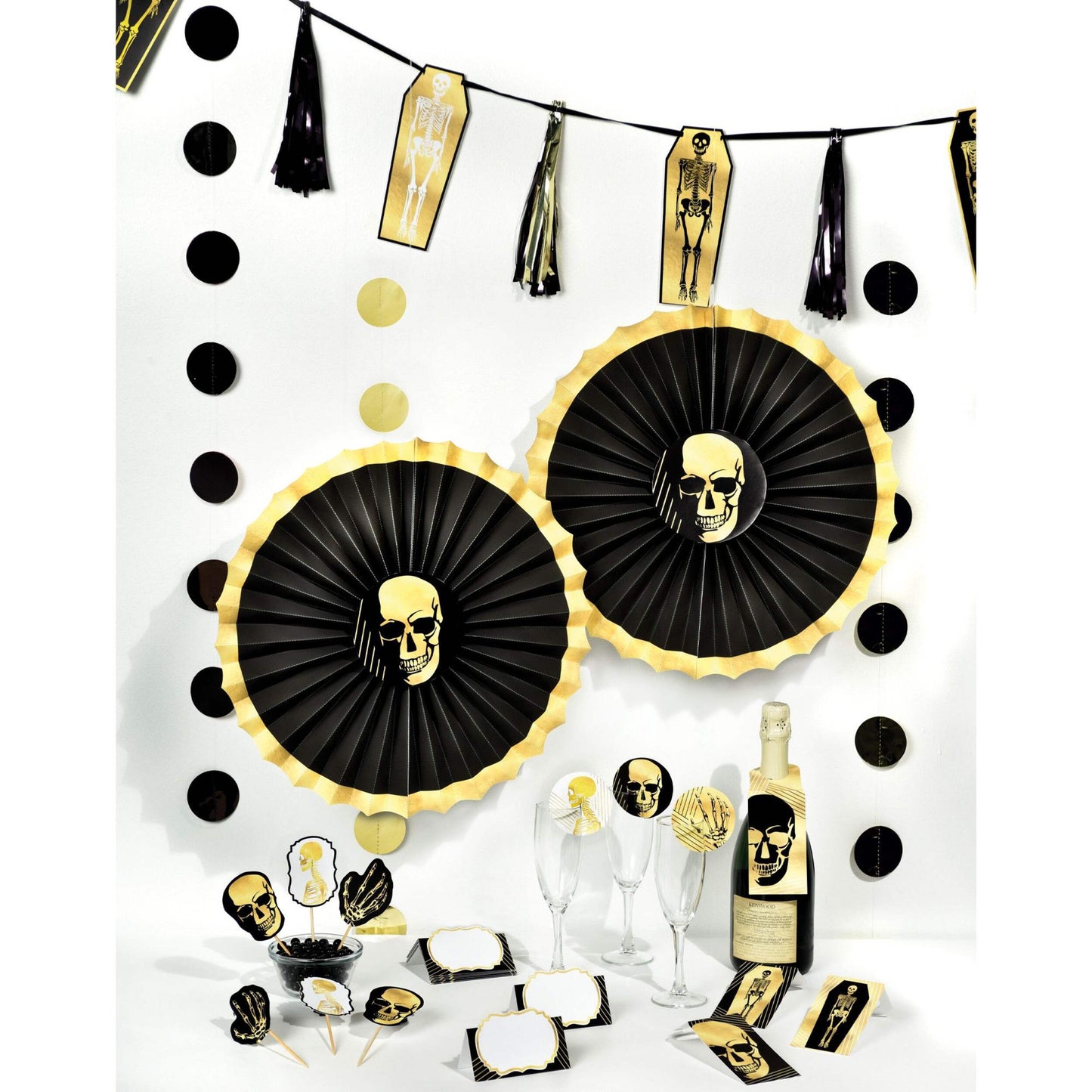 Glam Boneyard Skull Bar Decorating Kit
