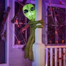 4' Inflatable Alien Tree Hugger