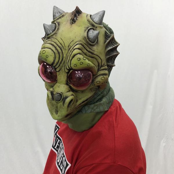 A Little Puff - Dragon Mask with Moving Mouth